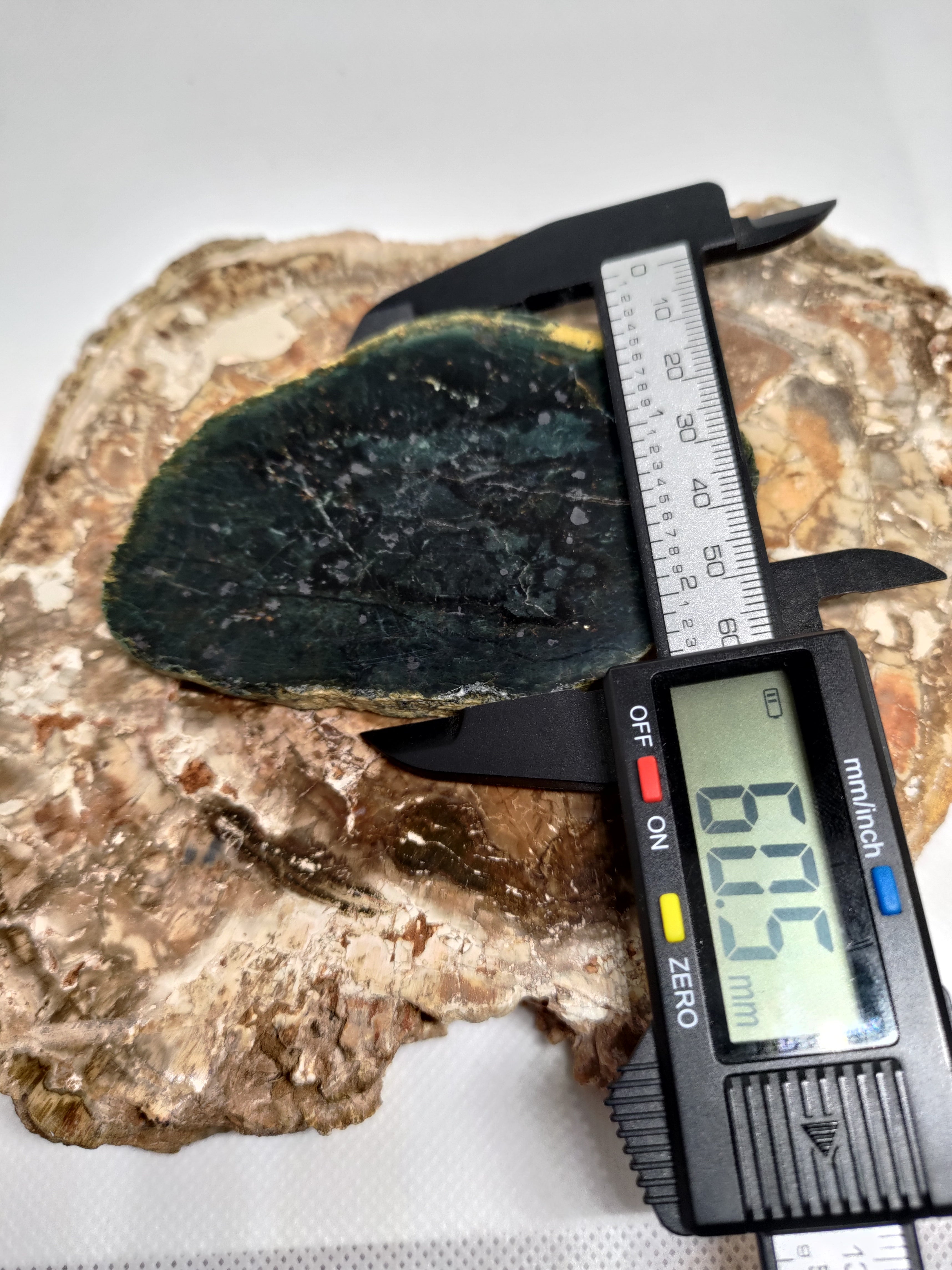 New Zealand Pounamu Display Slab (large) Ref 0112