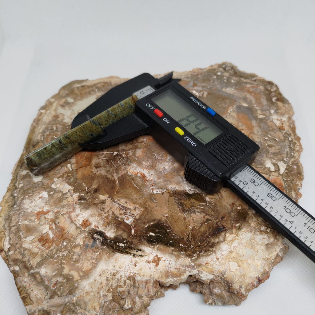 Hand Made New Zealand Obay Stone Pendant Ref: 0126