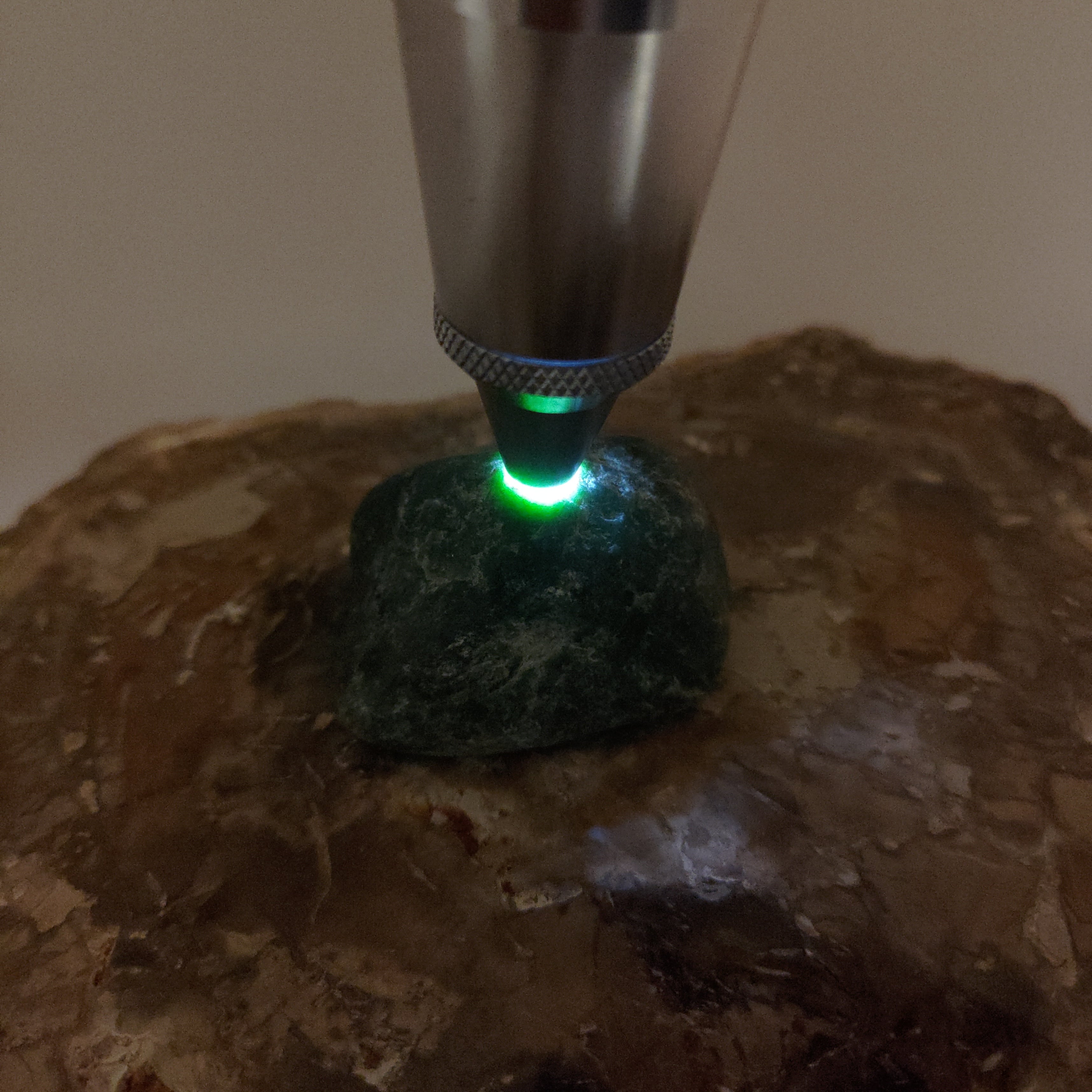 New Zealand flower Pounamu Specimen (Small) Ref: 0146