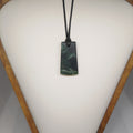 Hand Made New Zealand Pounamu/Greenstone Necklace Ref: 0220