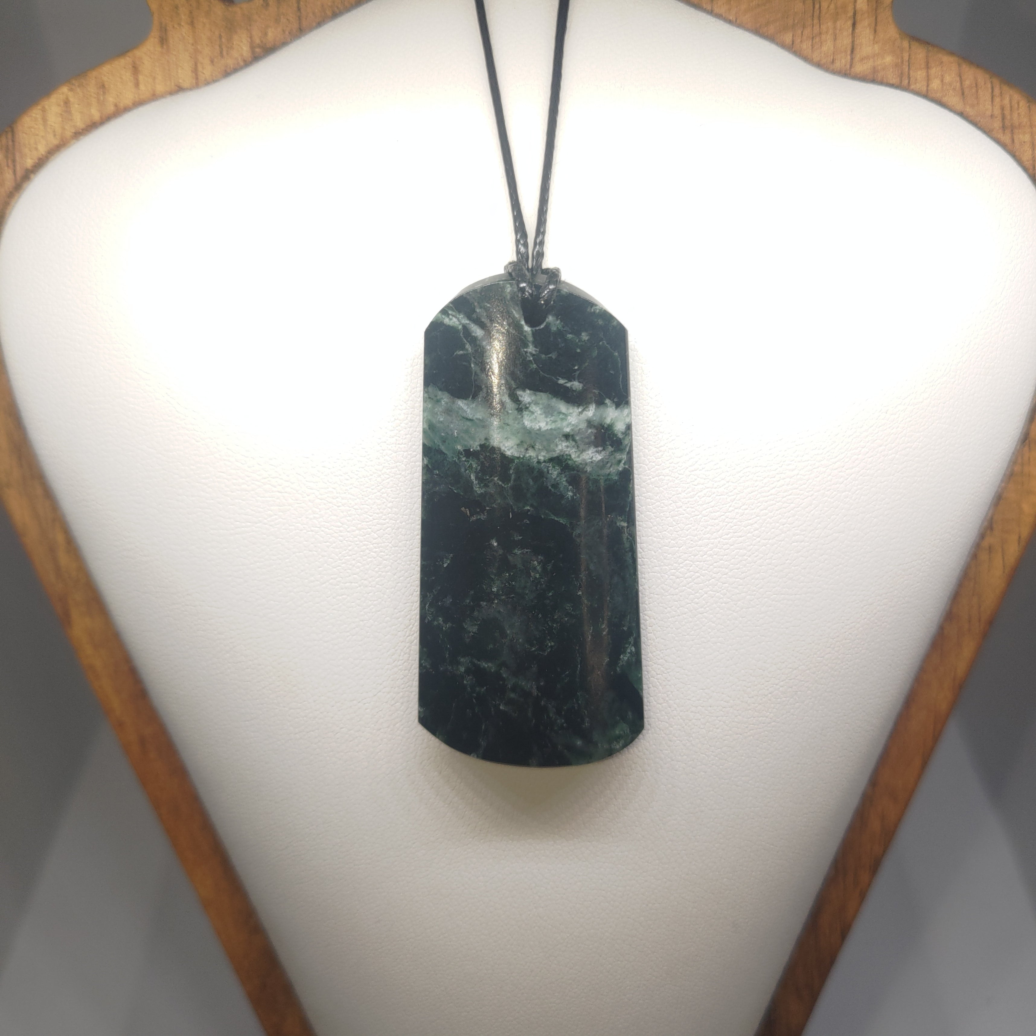 Pounamu Toki – Hand-Carved New Zealand Greenstone Adze 0281