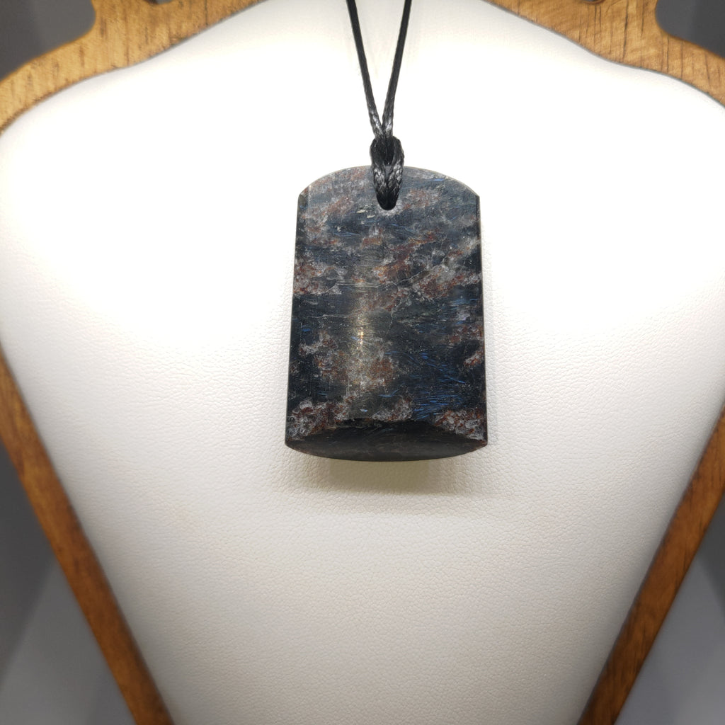 Hand Made Garnet in Arfvedsonite Pendant Ref: 0303