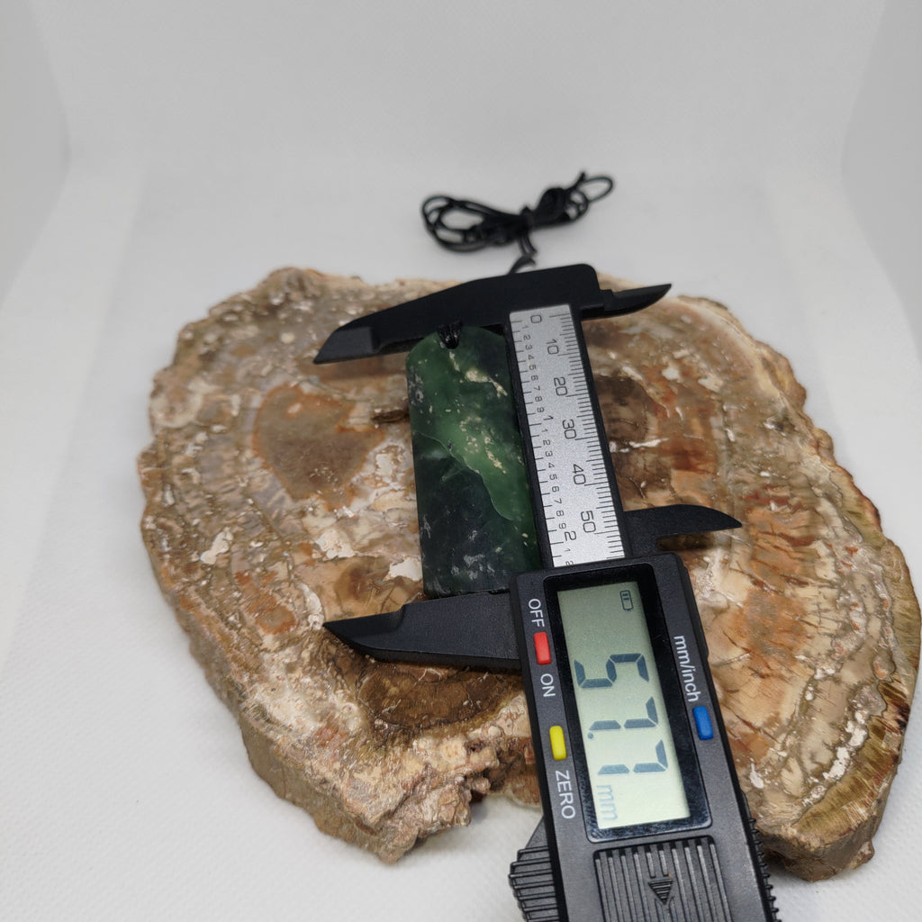 Pounamu Toki – Hand-Carved New Zealand Greenstone Adze 0306