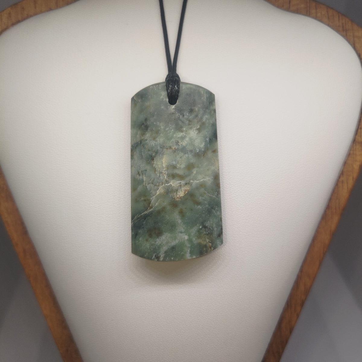 Pounamu Toki – Hand-Carved New Zealand Greenstone Adze 0356