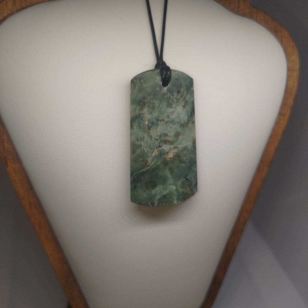 Pounamu Toki – Hand-Carved New Zealand Greenstone Adze 0356