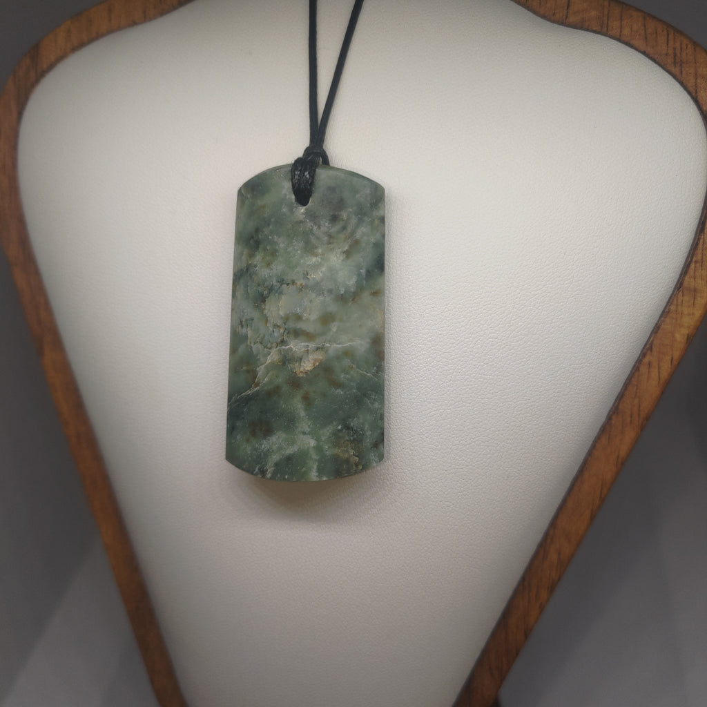 Pounamu Toki – Hand-Carved New Zealand Greenstone Adze 0356