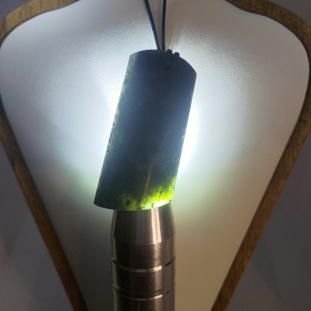 Pounamu Toki – Hand-Carved New Zealand Greenstone Adze 0358