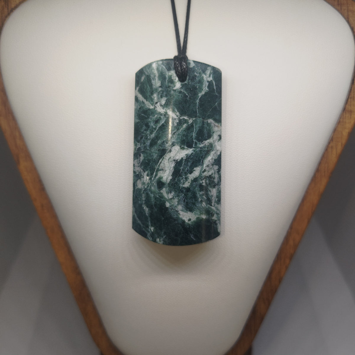 Pounamu Toki – Hand-Carved New Zealand Greenstone Adze 0359
