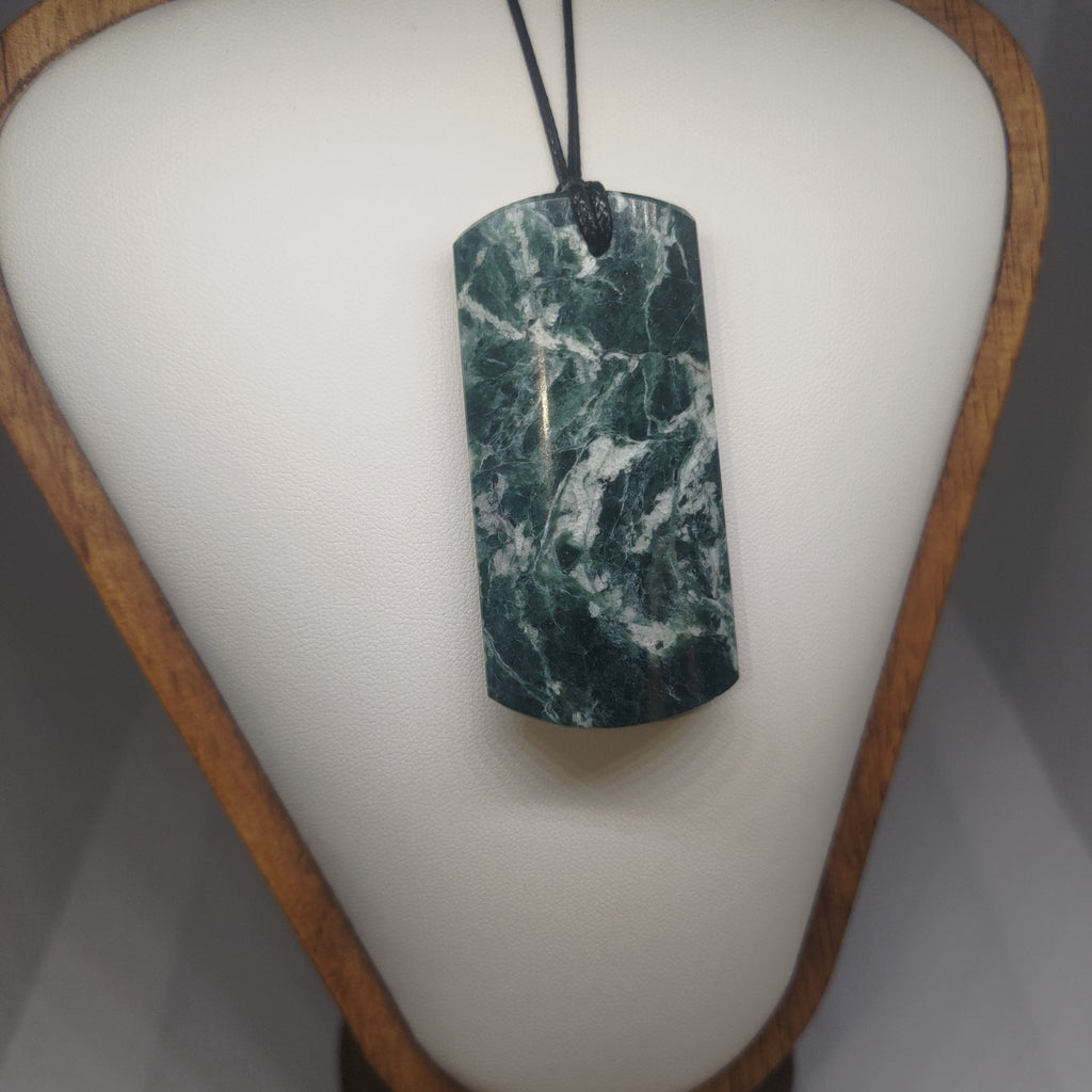 Pounamu Toki – Hand-Carved New Zealand Greenstone Adze 0359
