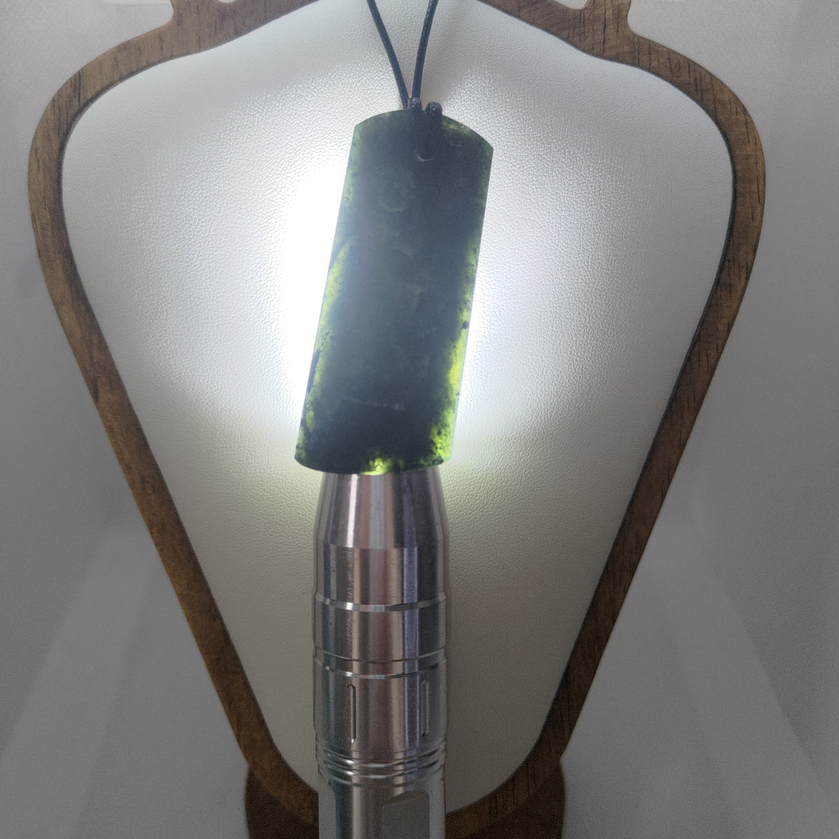 Pounamu Toki – Hand-Carved New Zealand Greenstone Adze 0365