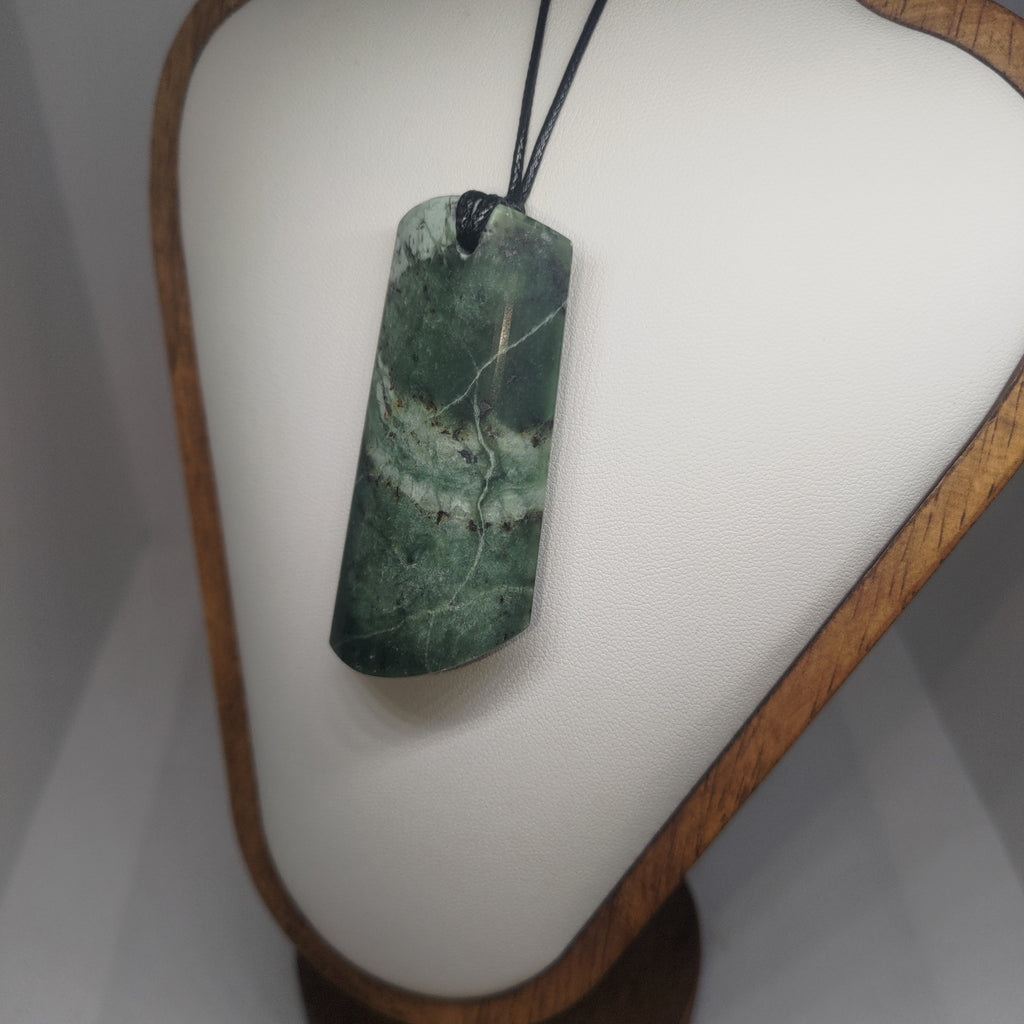 Pounamu Toki – Hand-Carved New Zealand Greenstone Adze 0367