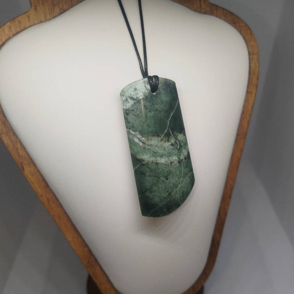 Pounamu Toki – Hand-Carved New Zealand Greenstone Adze 0367