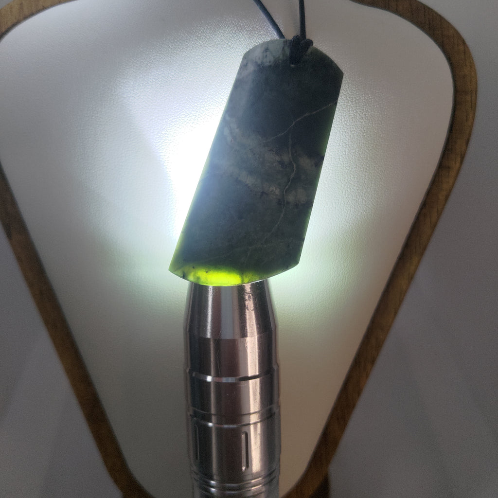 Pounamu Toki – Hand-Carved New Zealand Greenstone Adze 0367