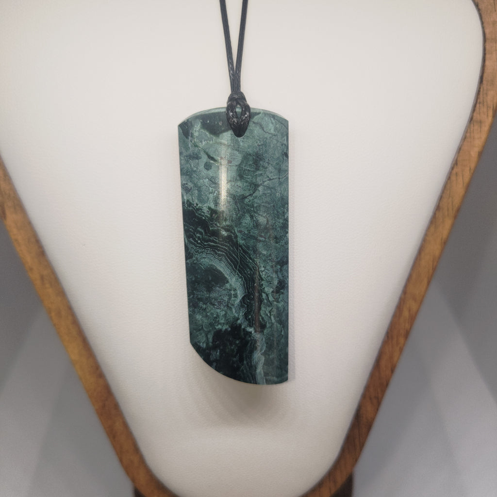 Pounamu Toki – Hand-Carved New Zealand Greenstone Adze 0368