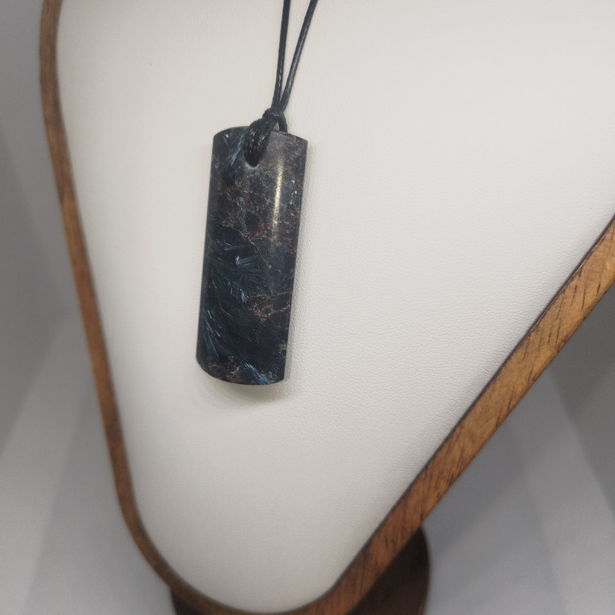 Hand Made Garnet in Arfvedsonite Pendant Ref: 0374