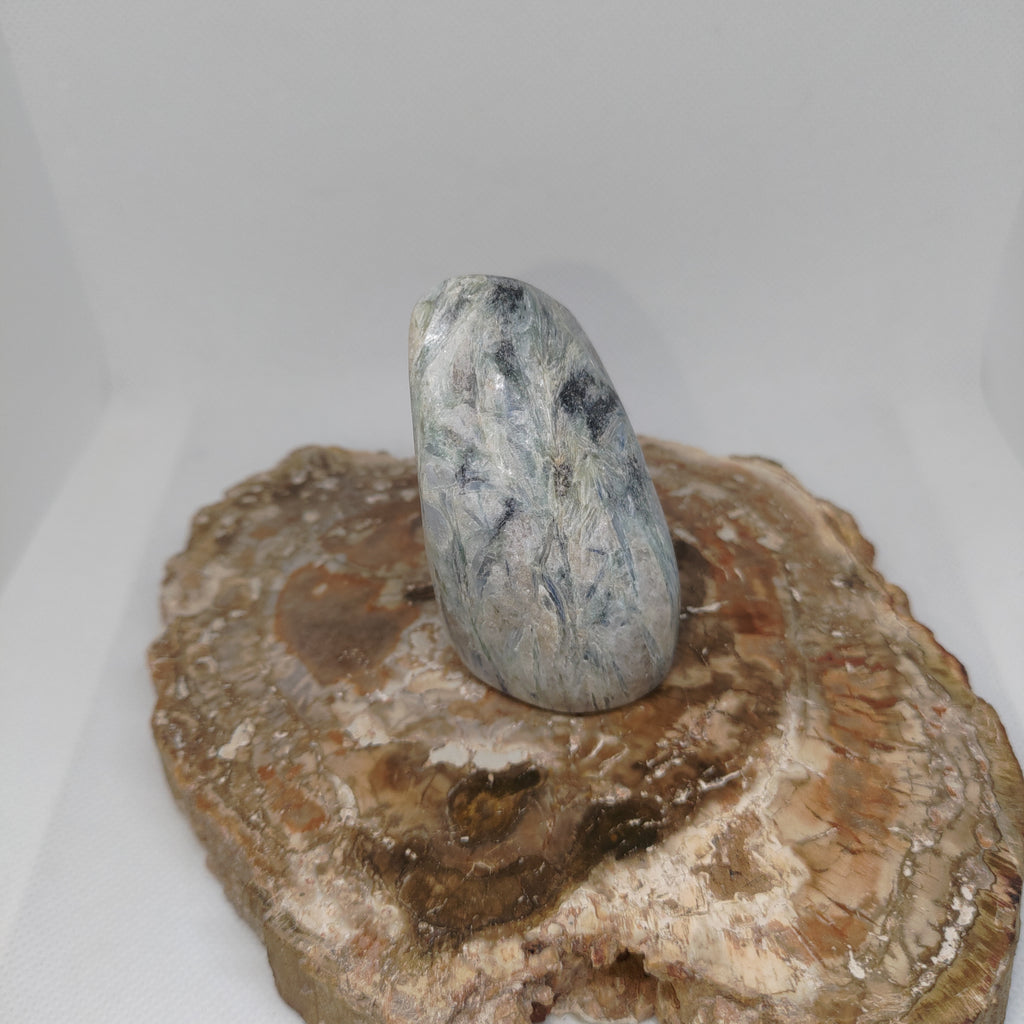 Green and Blue Kyanite in Quartz Matrix Freeform Ref: 0385