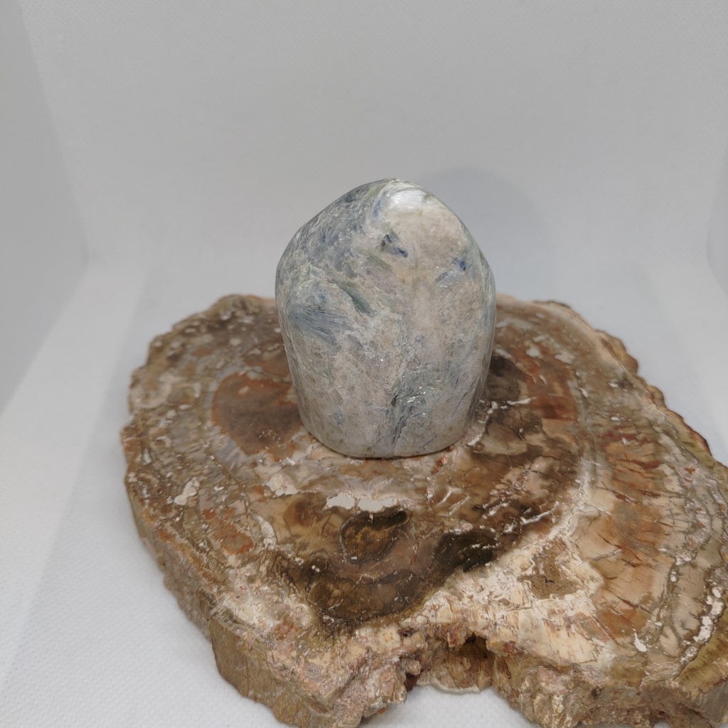 Green and Blue Kyanite in Quartz Matrix Freeform Ref: 0385