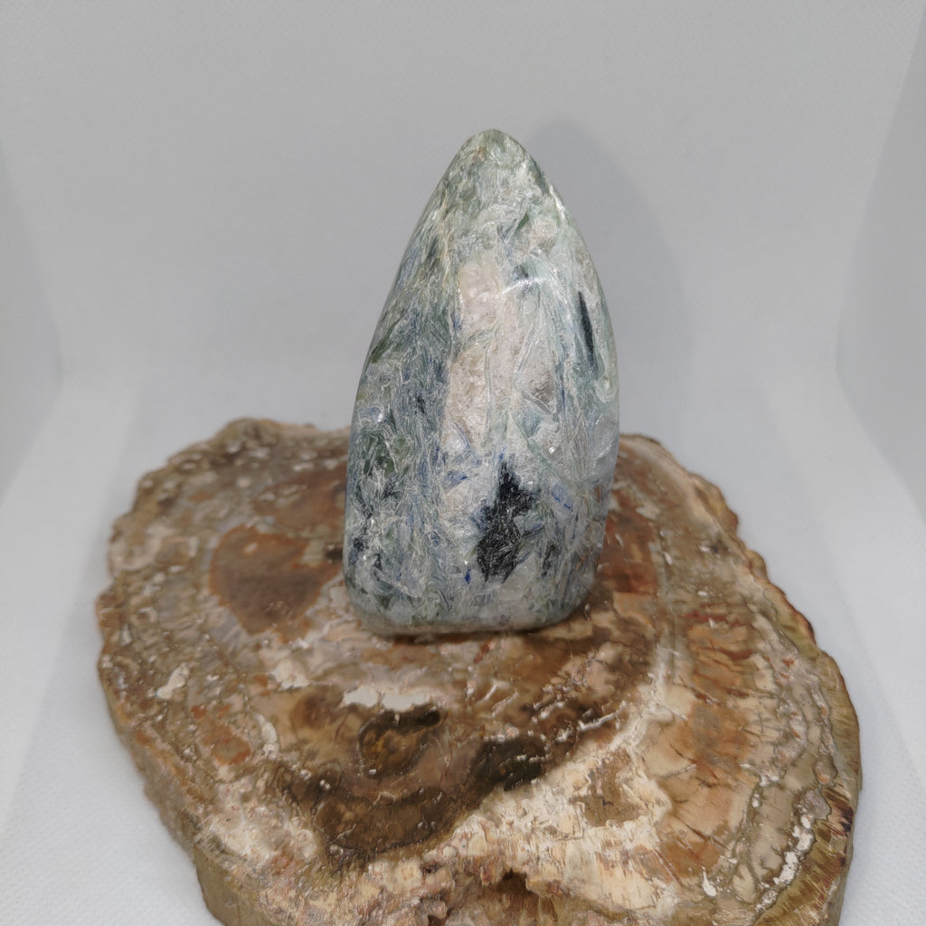 Green and Blue Kyanite in Quartz Matrix Freeform Ref: 0386