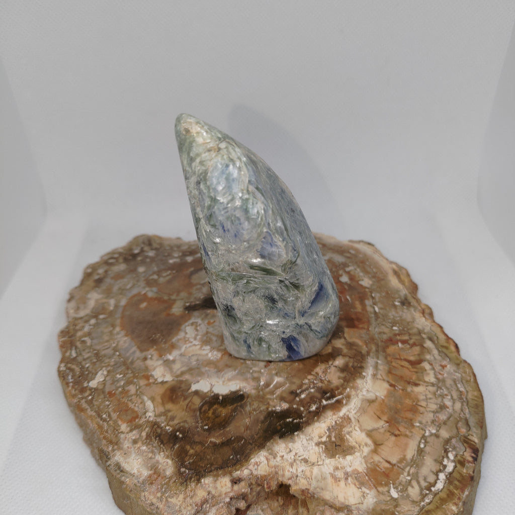 Green and Blue Kyanite in Quartz Matrix Freeform Ref: 0386