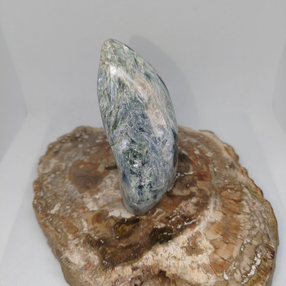 Green and Blue Kyanite in Quartz Matrix Freeform Ref: 0386