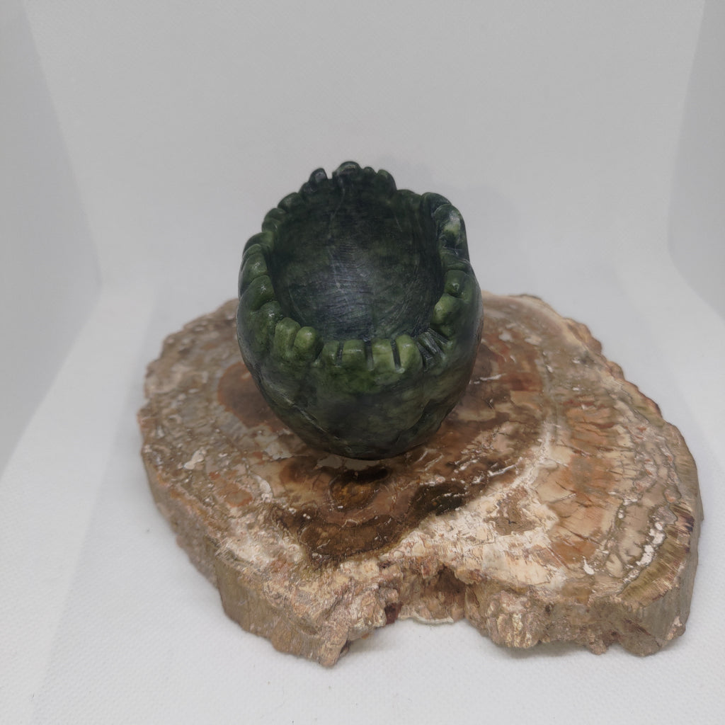Green Jade Skull Bowl Ref: 0393