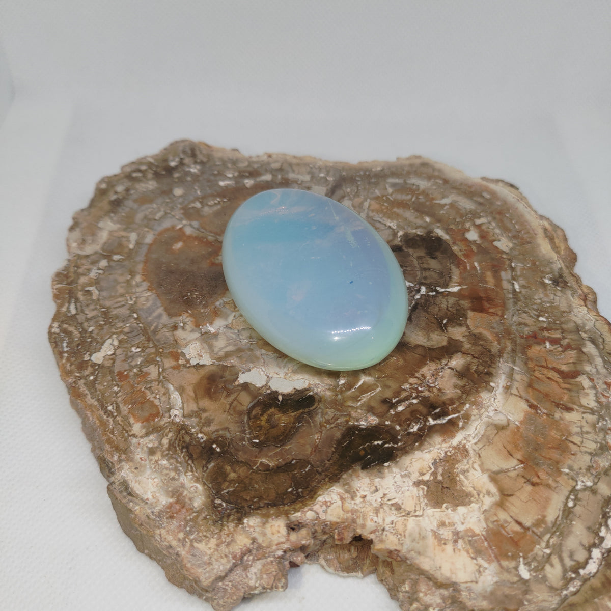Opalite Palm Stone Ref: 0405
