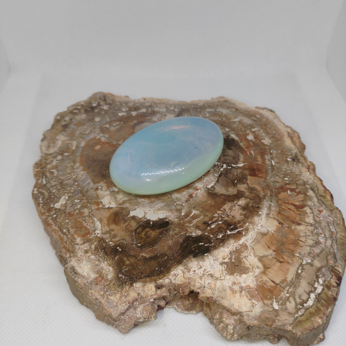 Opalite Palm Stone Ref: 0405