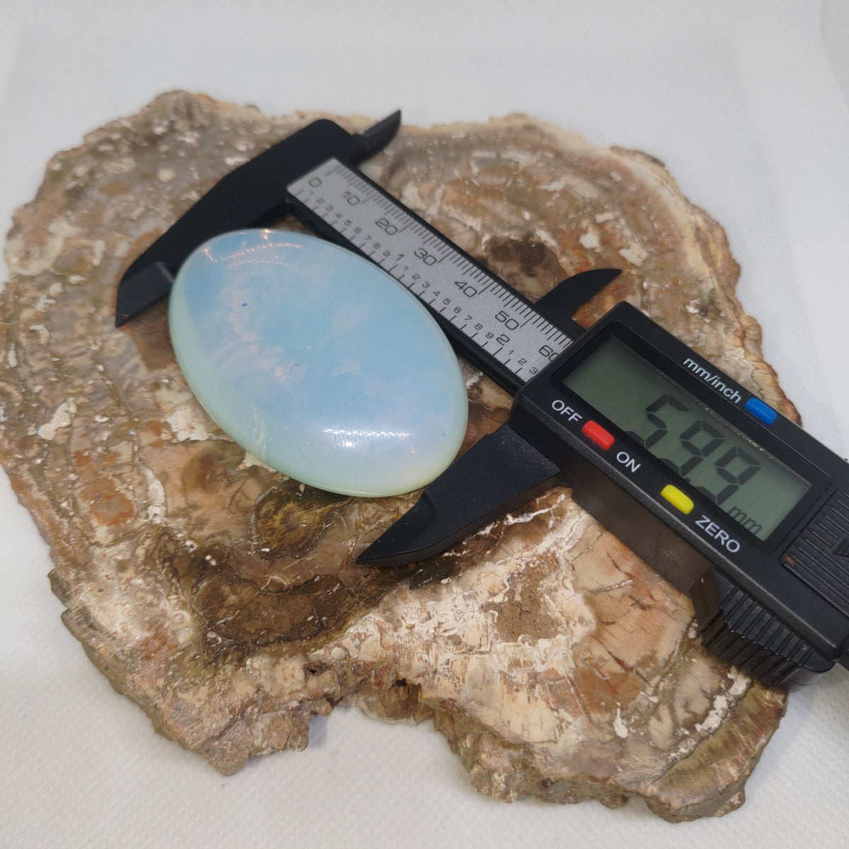 Opalite Palm Stone Ref: 0405