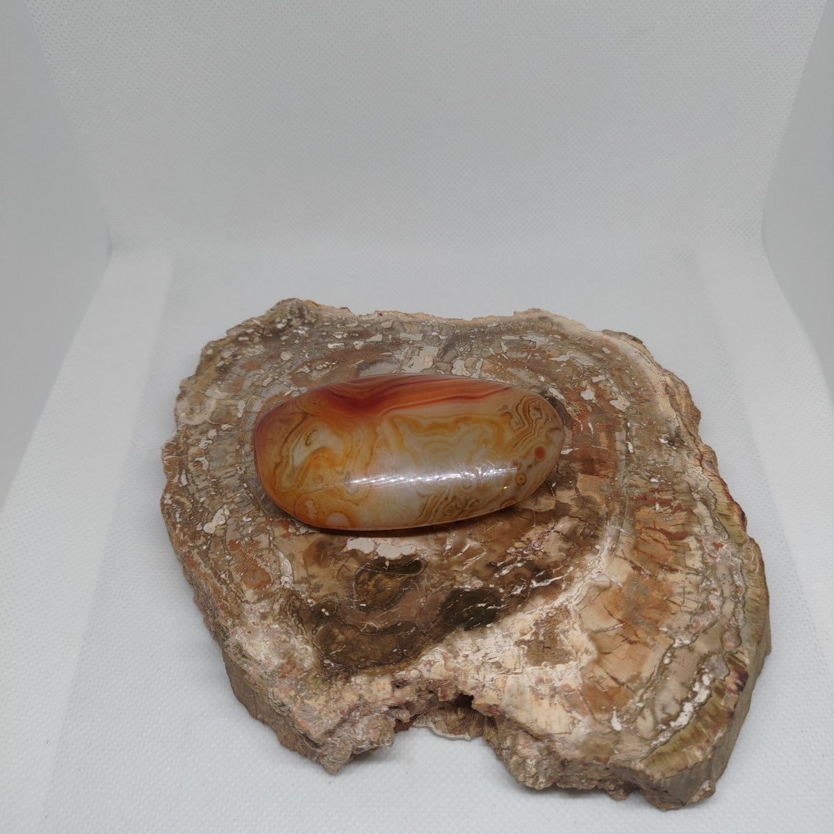 Madagascar Banded Agate Ref: 0408