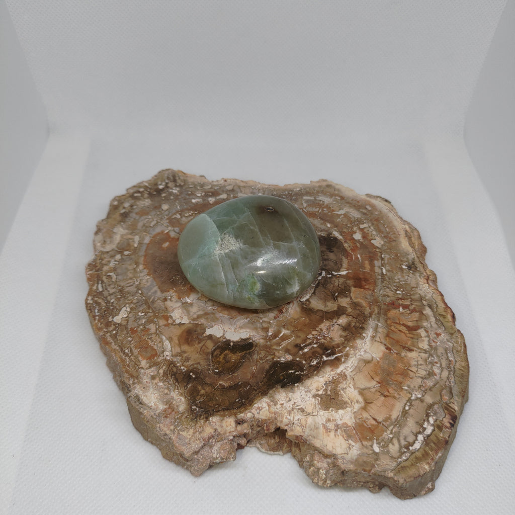 Garnierite (Green Moonstone) Palm Stone Ref: 0409