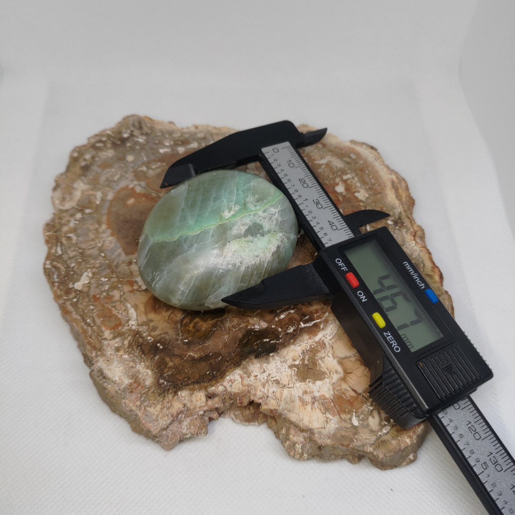 Garnierite (Green Moonstone) Palm Stone Ref: 0409