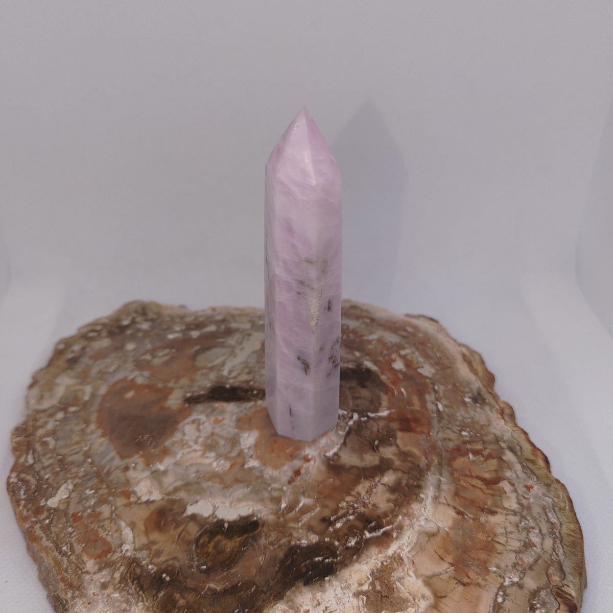 Kunzite Tower – Divine Love, Emotional Healing & High-Vibrational Serenity 🌸✨Ref: 0422