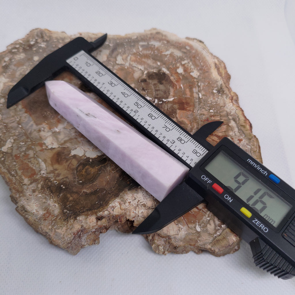 Kunzite Tower – Divine Love, Emotional Healing & High-Vibrational Serenity 🌸✨Ref: 0422